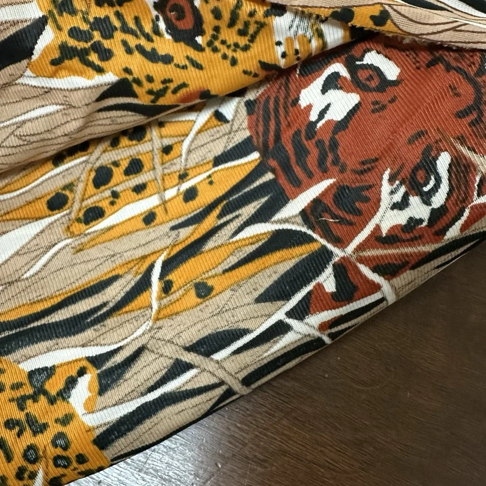 Vtg Retro Jungle Animal Print Lightweight Semi Sheer Clothing Fabric 5.5 Yards